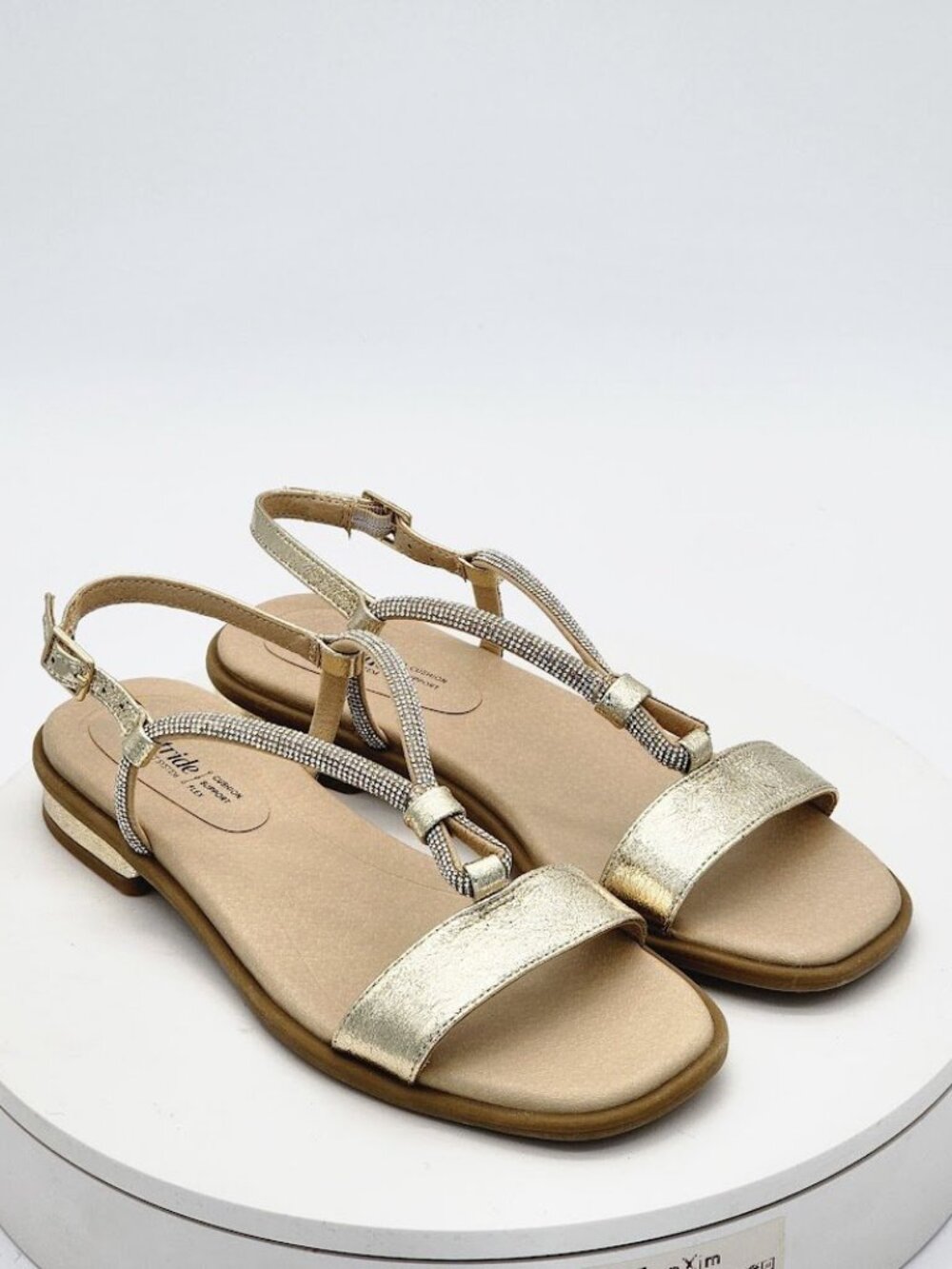LifeStride Radiant Gold Metallic Rhinestone Flat Sandals Women Size 7.5 M